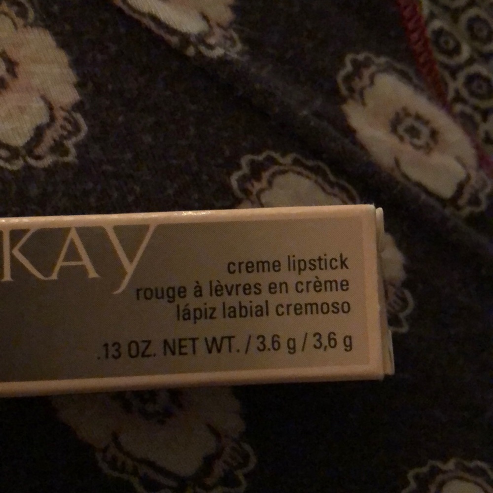 Creme lipstick